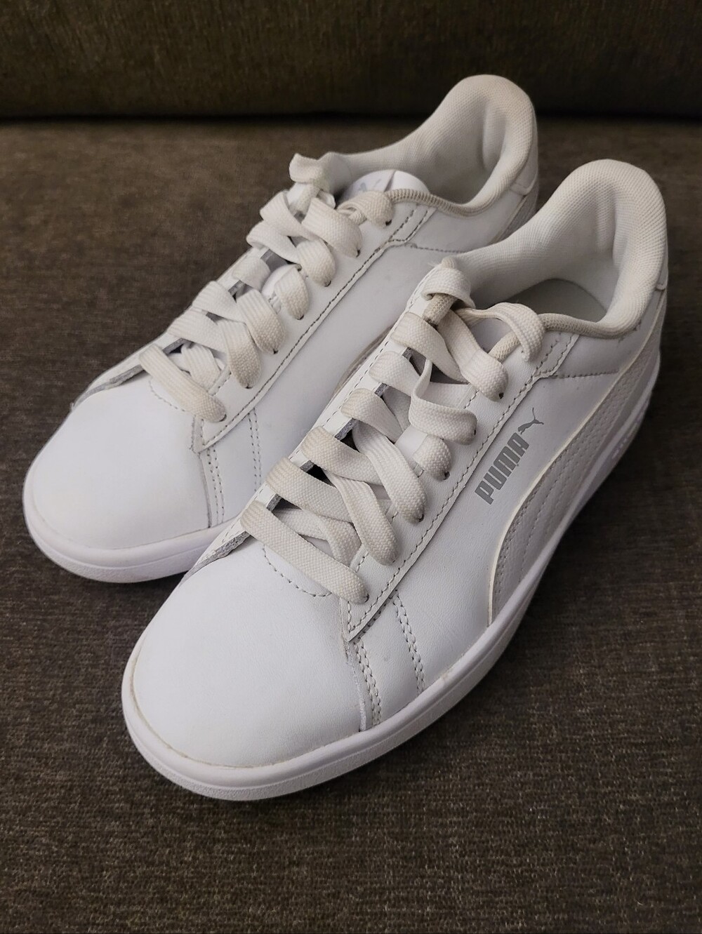 Puma Smash Sneakers
